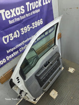 2012-2016 Ford Super Duty RH Passenger Side Front Door F250 F350 F450 F550