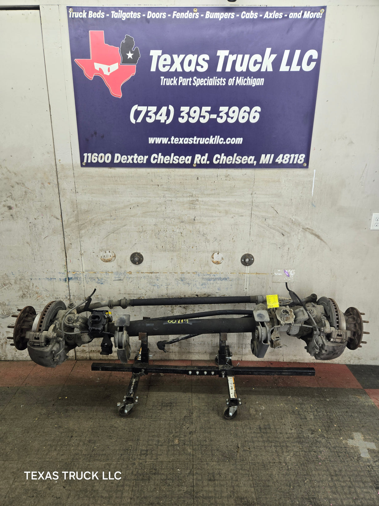 2005-2016 Ford Super Duty F450 F550 FRONT Axle 2wd