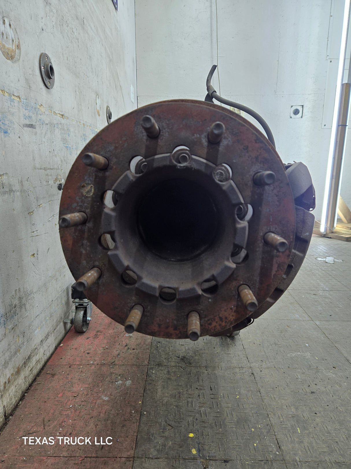 2005-2016 Ford Super Duty F450 F550 FRONT Axle 2wd