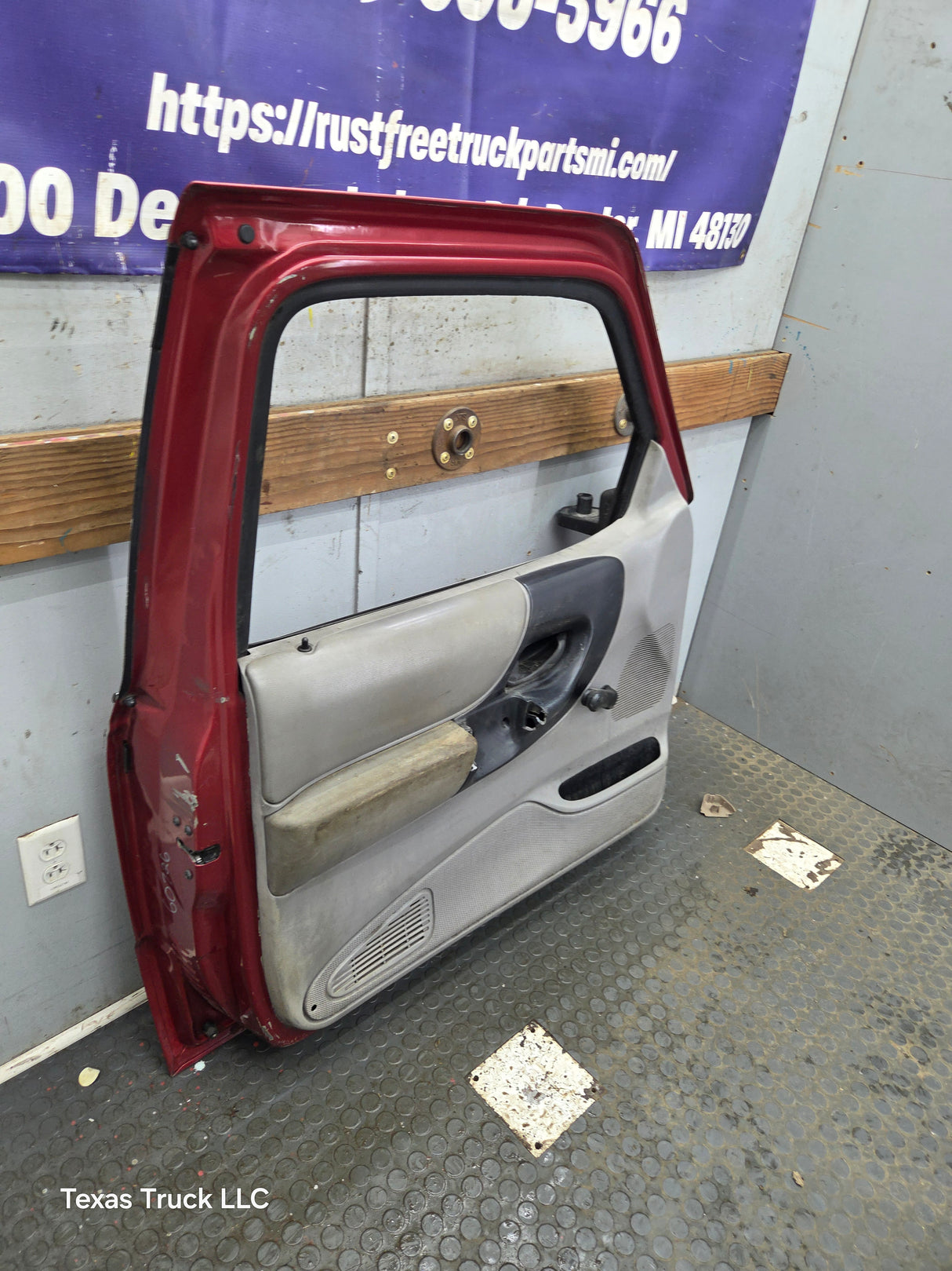 1993-2002 Ford Ranger Driver Side Front Left Hand Door