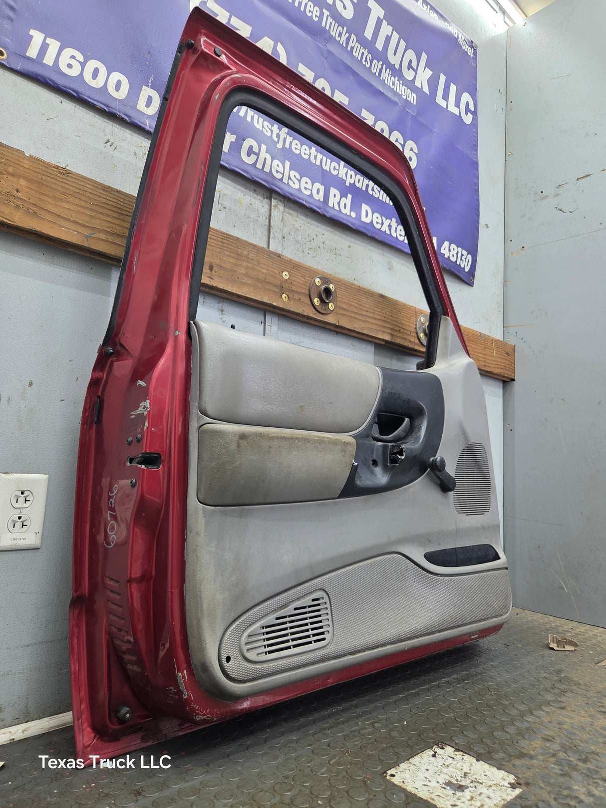 1993-2002 Ford Ranger Driver Side Front Left Hand Door