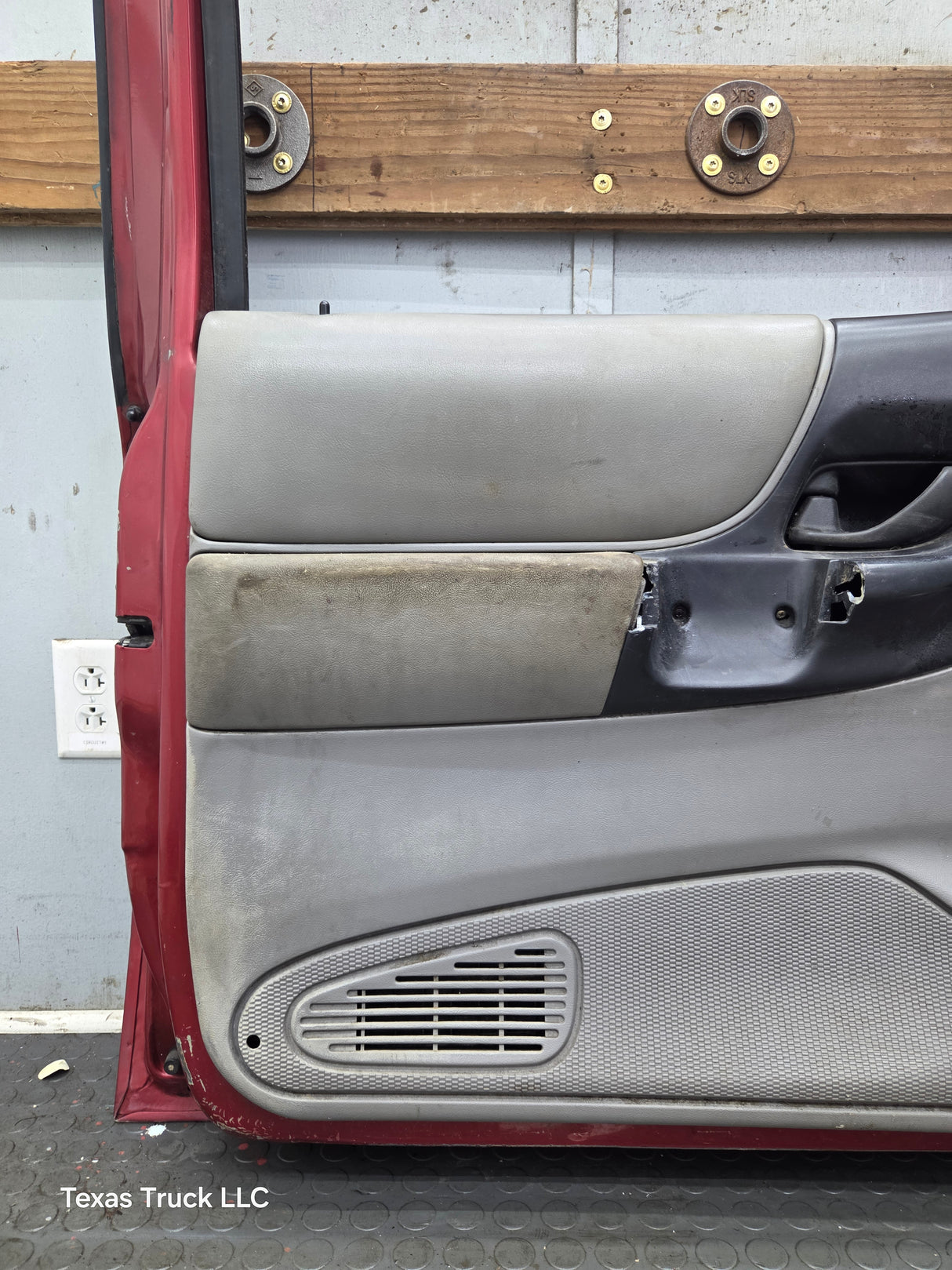 1993-2002 Ford Ranger Driver Side Front Left Hand Door