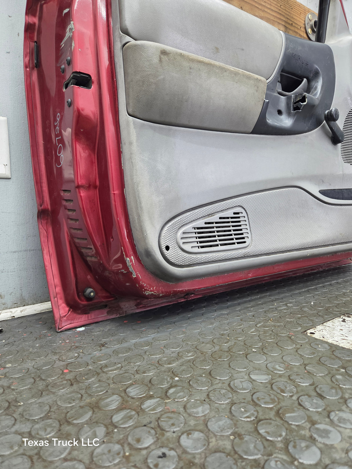 1993-2002 Ford Ranger Driver Side Front Left Hand Door