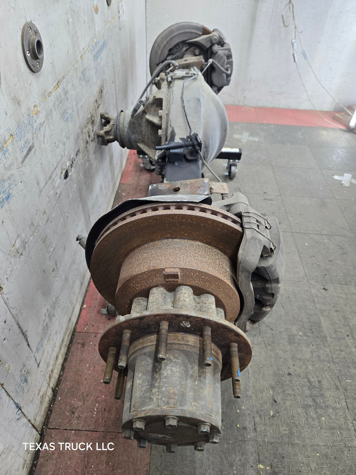 2005-2016 Ford F450 F550 Super Duty Rear Axle 4.30 Gear Ratio DRW