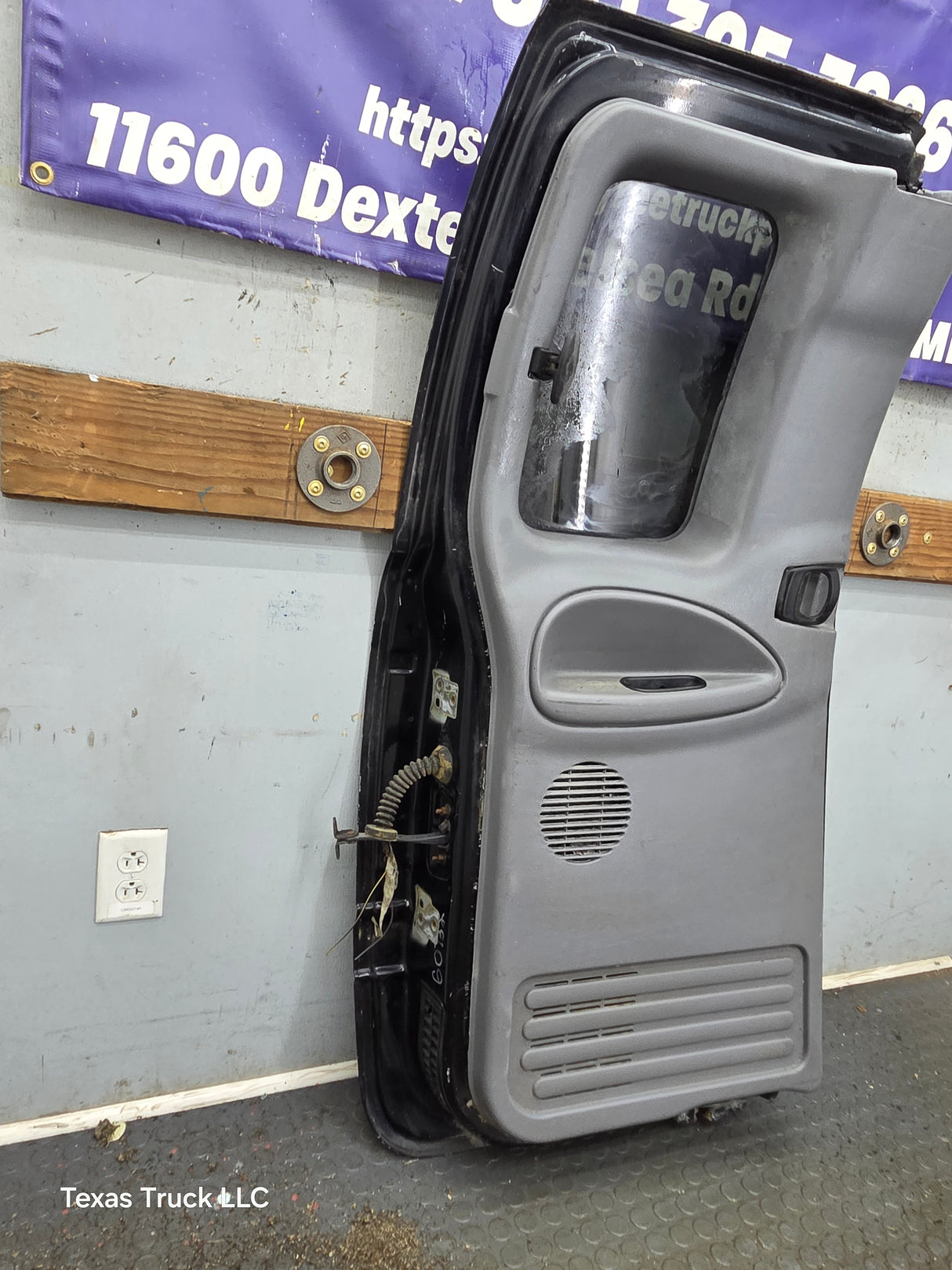 1994-2002 Dodge Ram 2nd Gen LH Driver Side Rear Extended Cab Door 1500 2500 3500