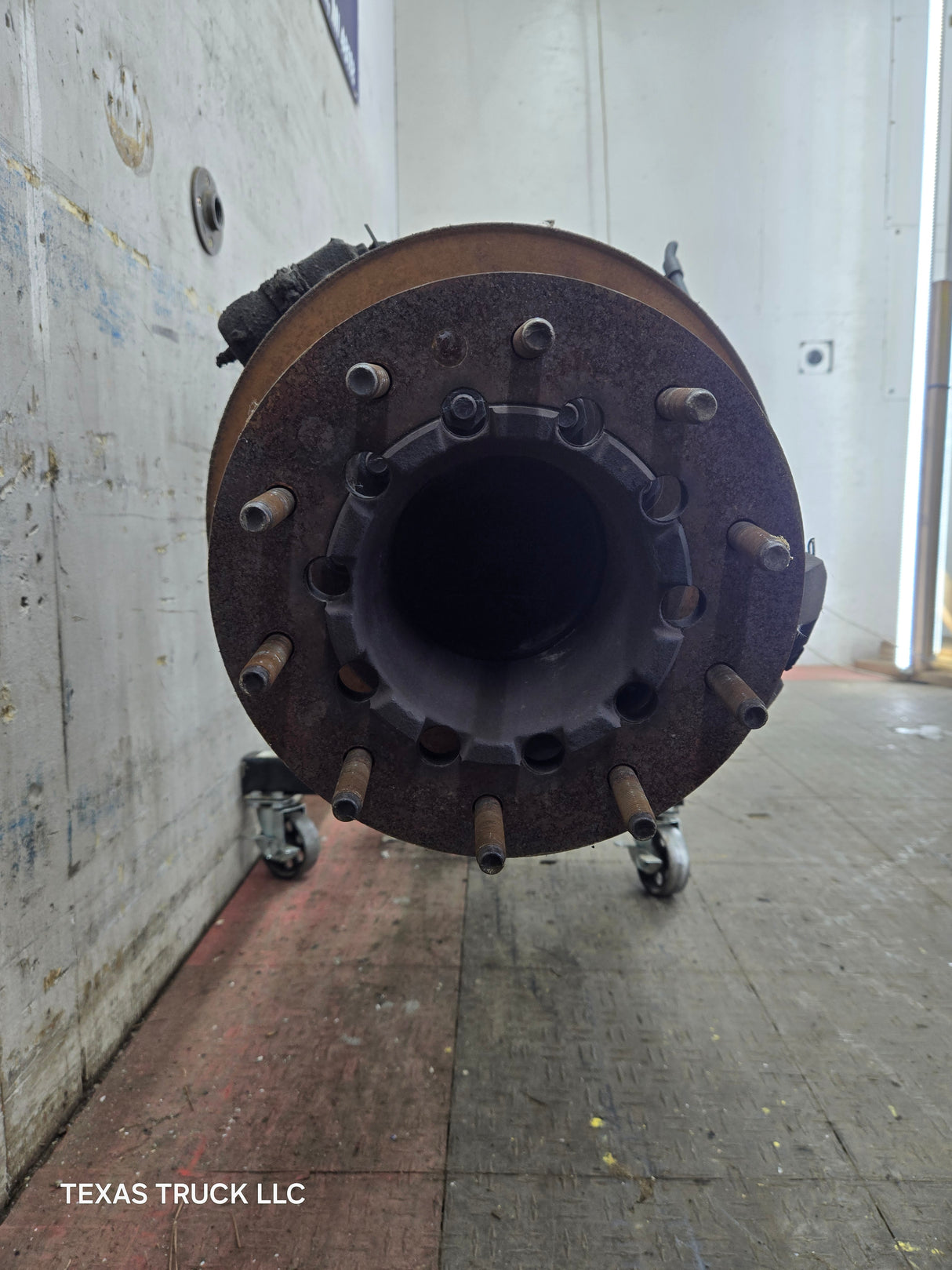 2005-2016 Ford Super Duty F450 F550 FRONT Axle 2wd