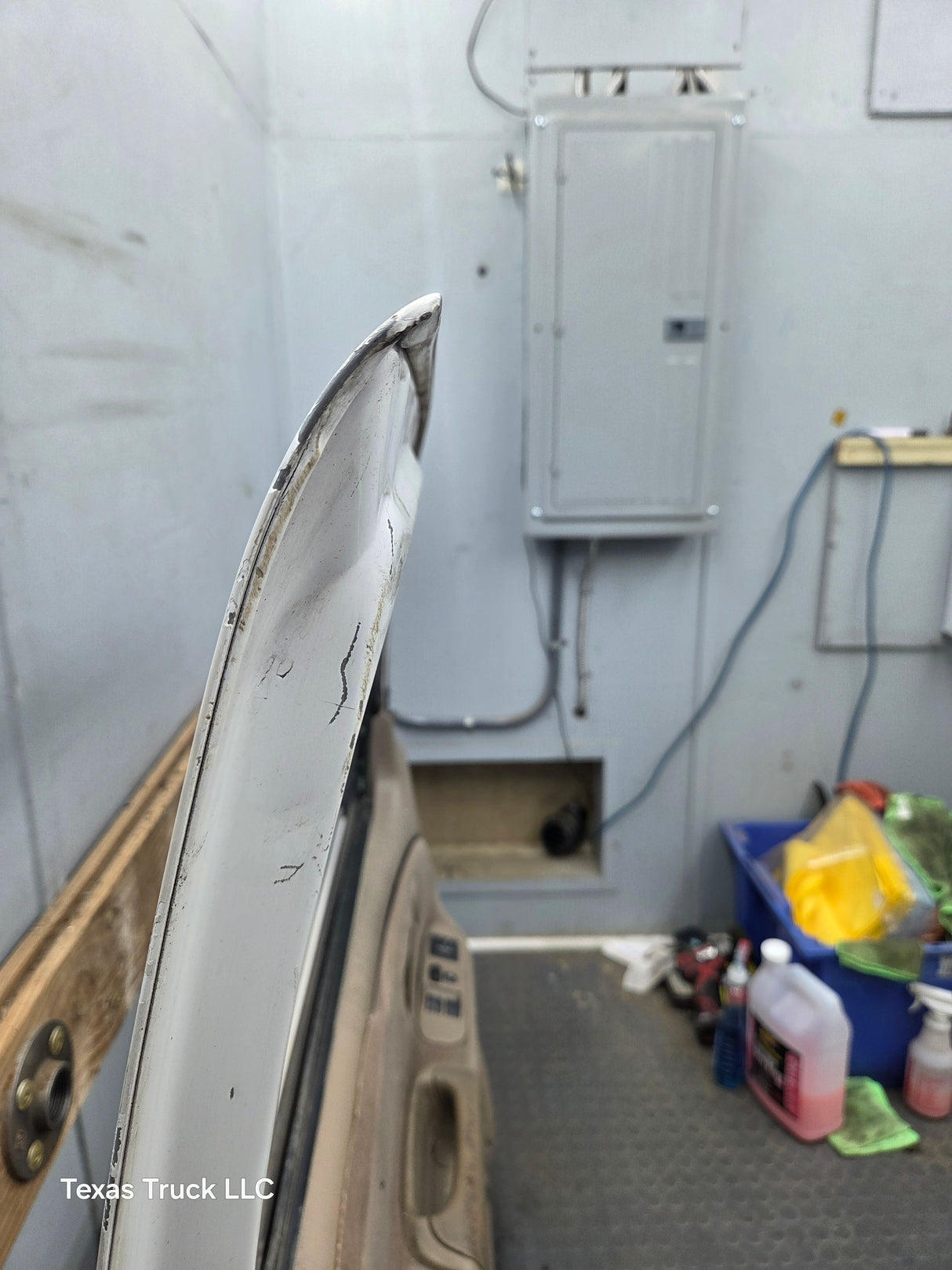 2000-2006 Toyota Tundra Front Left Hand Driver Side 1st Gen Door