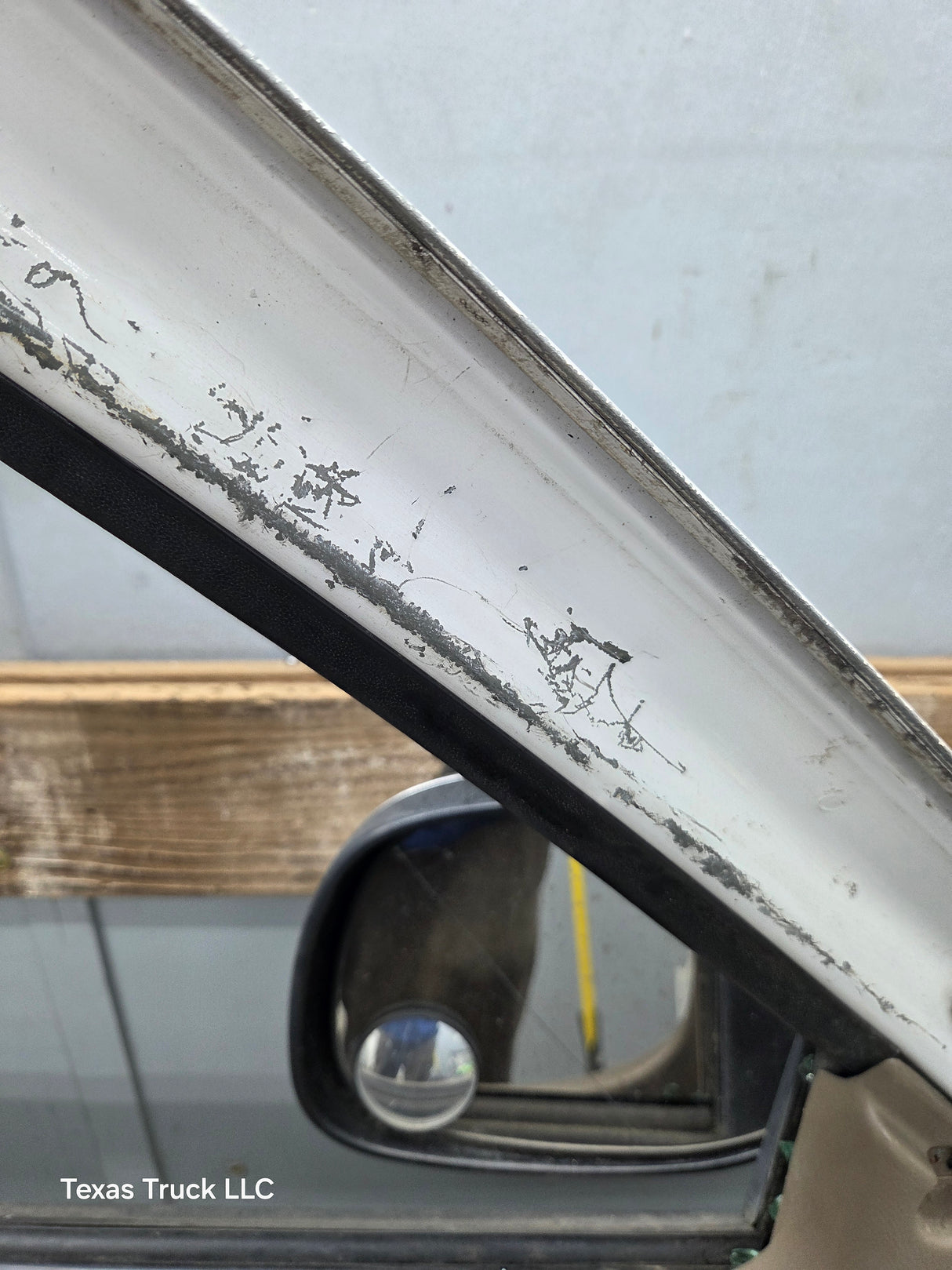 2000-2006 Toyota Tundra Front Left Hand Driver Side 1st Gen Door