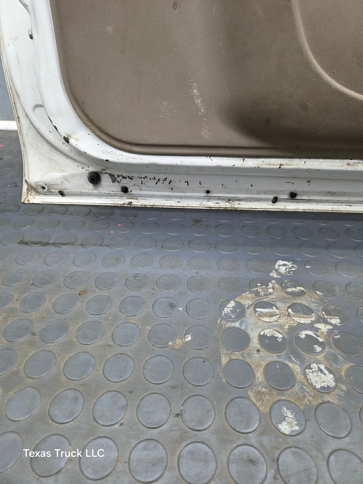 2000-2006 Toyota Tundra Front Left Hand Driver Side 1st Gen Door