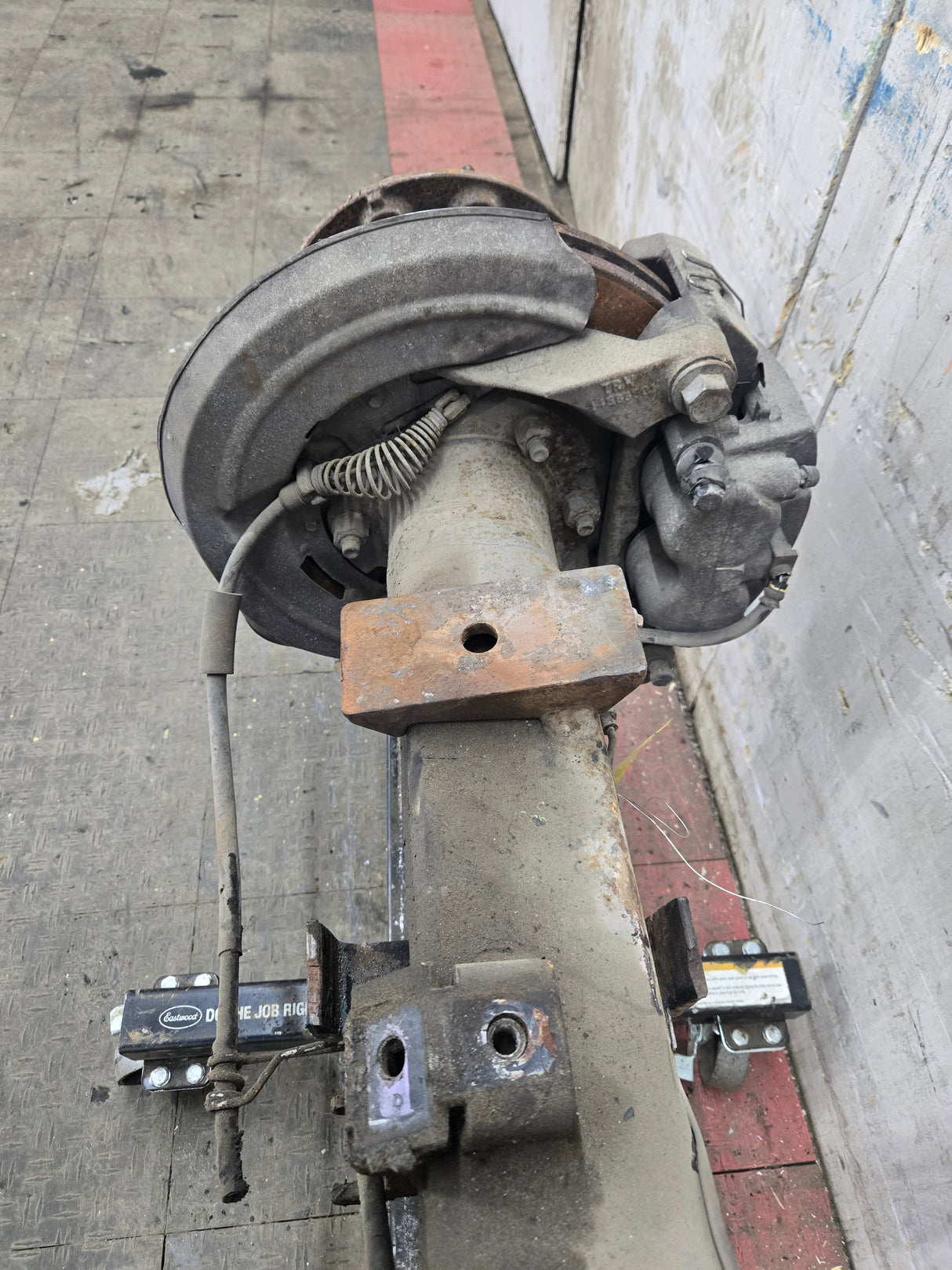 2005-2016 Ford F450 F550 Super Duty Rear Axle 4.88 Gear Ratio DRW