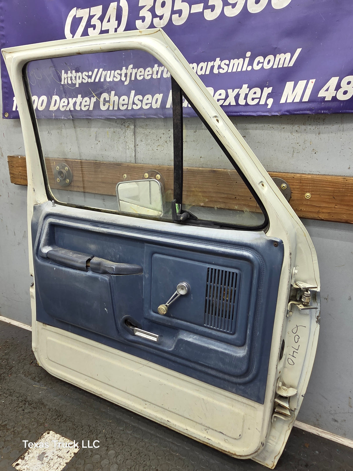 1973-1979 Ford F100 F150 F250 F350 LH Driver Side Front Door