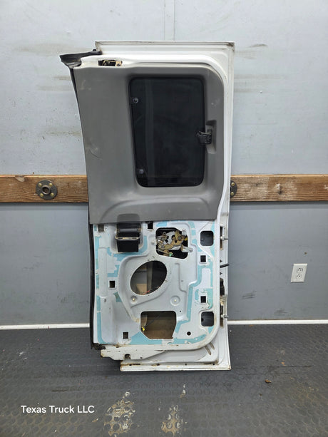 1999-2007 Ford Super Duty F250 F350 F450 F550 RH Extended Cab Passenger Rear Door