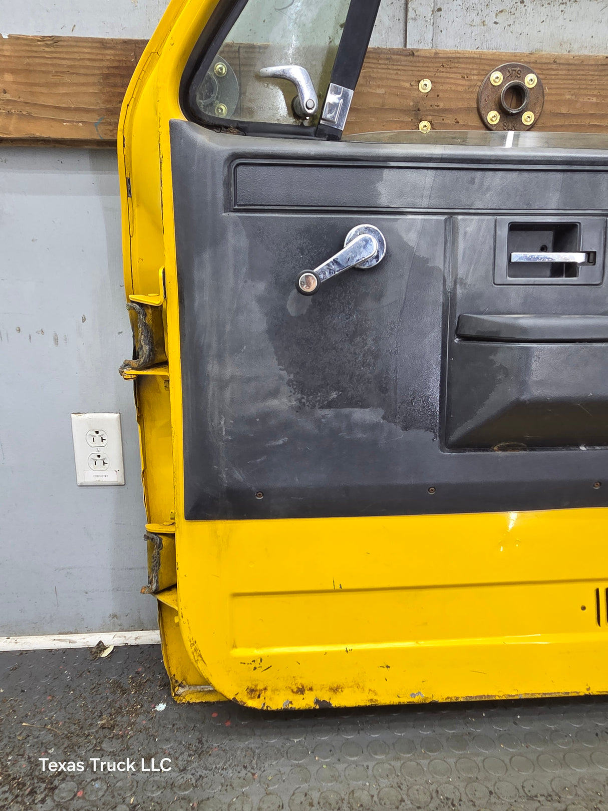 1973-1987 Chevrolet / GMC Square Body Front Passenger Side RH Door K / C Series