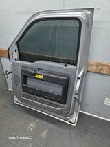 2012-2016 Ford Super Duty RH Passenger Side Front Door F250 F350 F450 F550