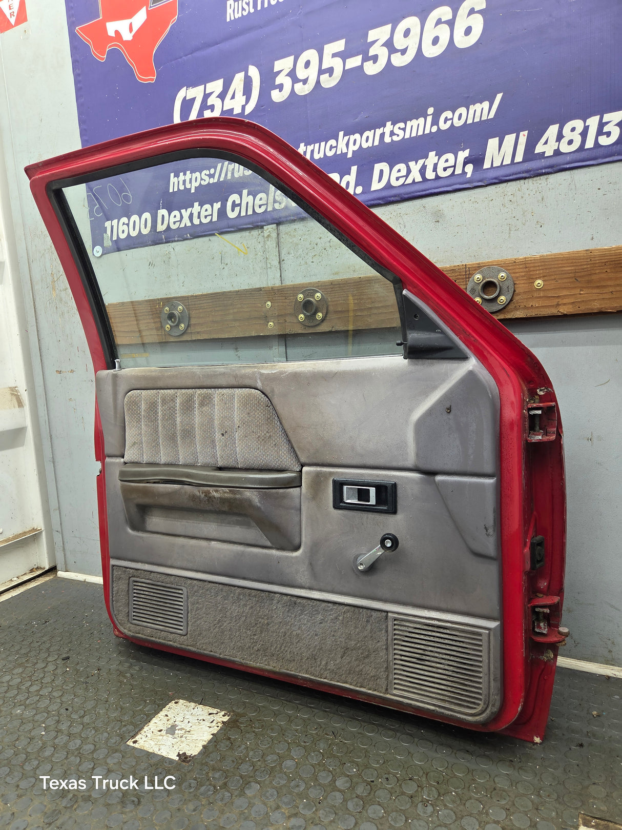 1992-1996 Dodge Dakota LH Driver Side Front Door