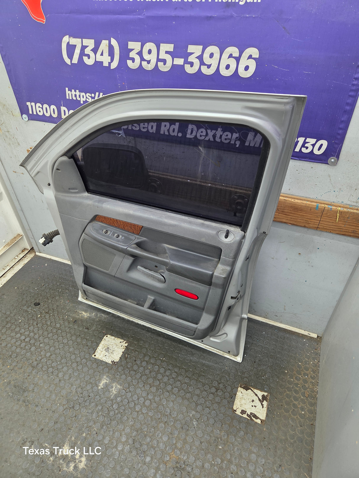 2003-2008 Dodge Ram 3rd Gen Passenger Side Front Quad Cab Crew Cab Door 1500 2500 3500 4500 5500