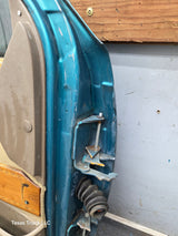 1988-2000 Chevrolet Silverado Suburban GMC Sierra LH Front Driver Side Door