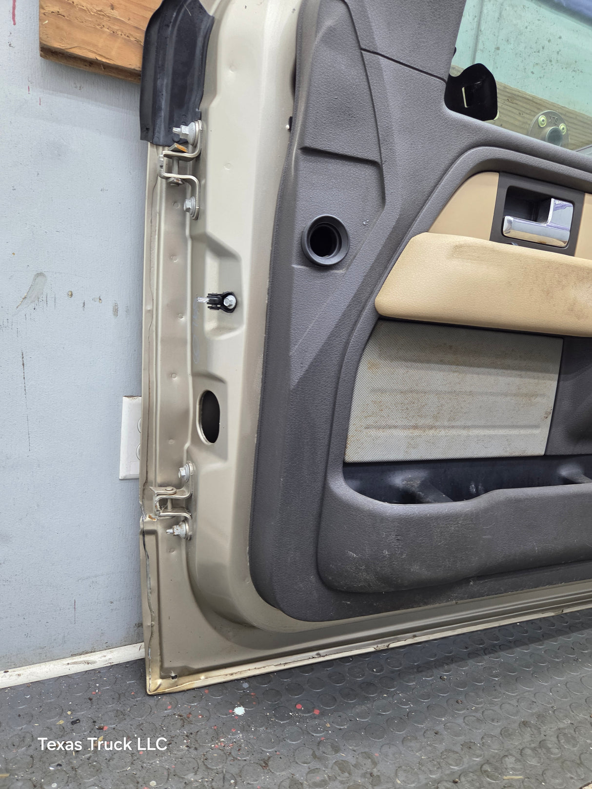 2004-2008 Ford F150 Extended/Regular Cab Passenger Side Front Door RH