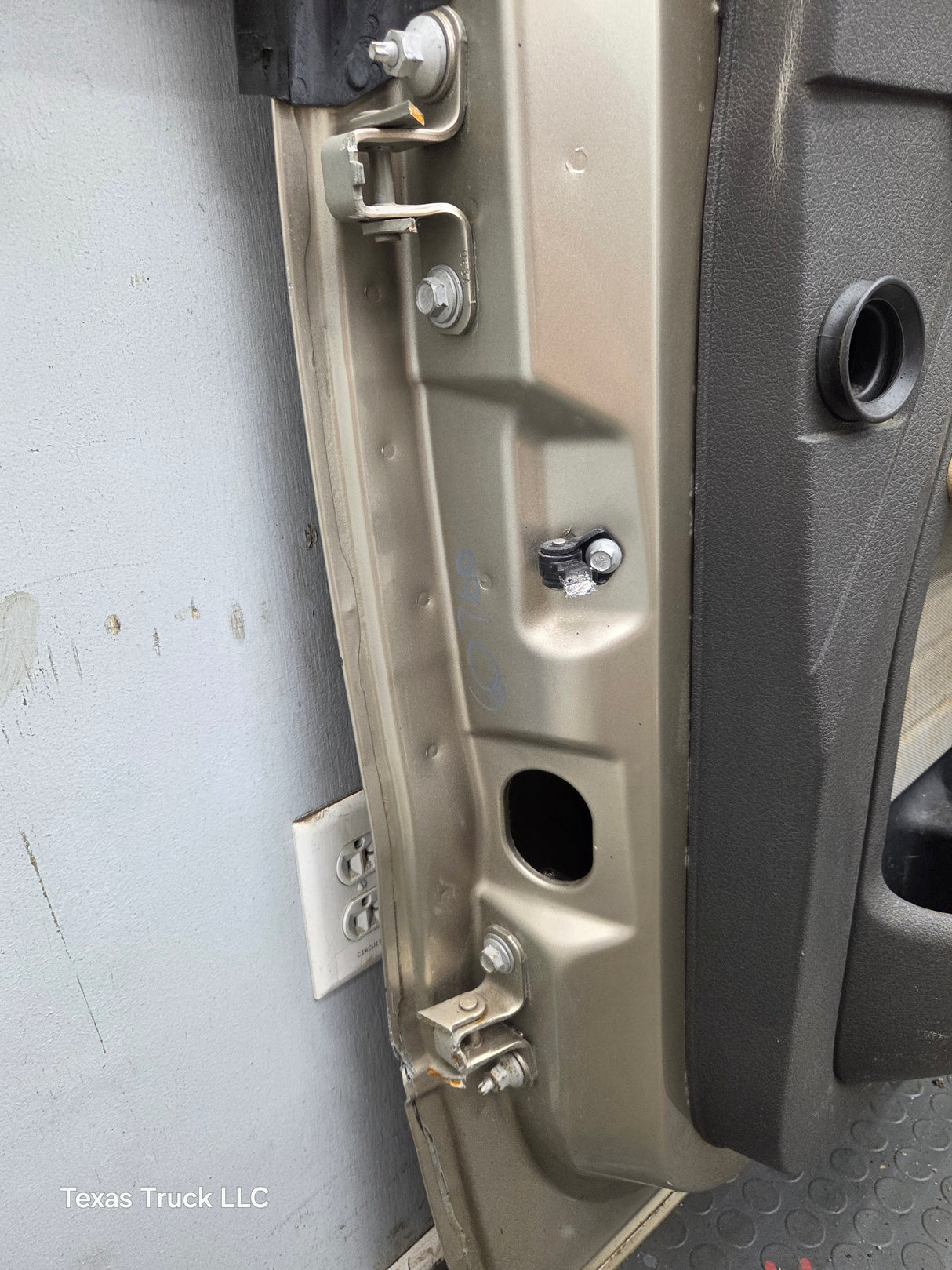2004-2008 Ford F150 Extended/Regular Cab Passenger Side Front Door RH