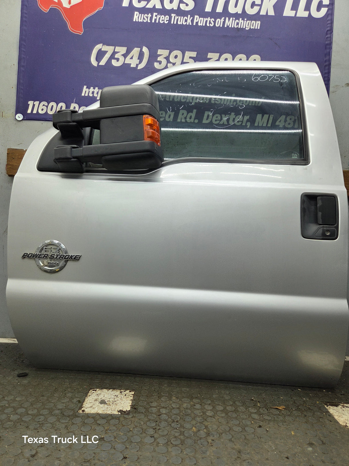 2012-2016 Ford Super Duty LH Driver Side Front Door F250 F350 F450 F550
