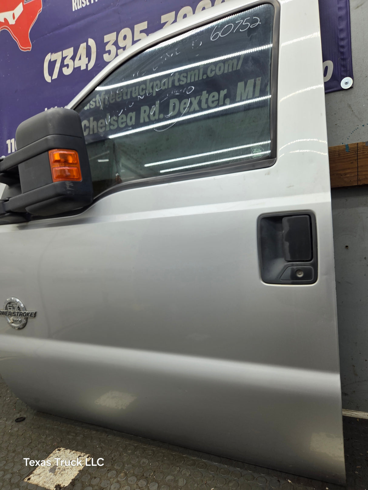 2012-2016 Ford Super Duty LH Driver Side Front Door F250 F350 F450 F550
