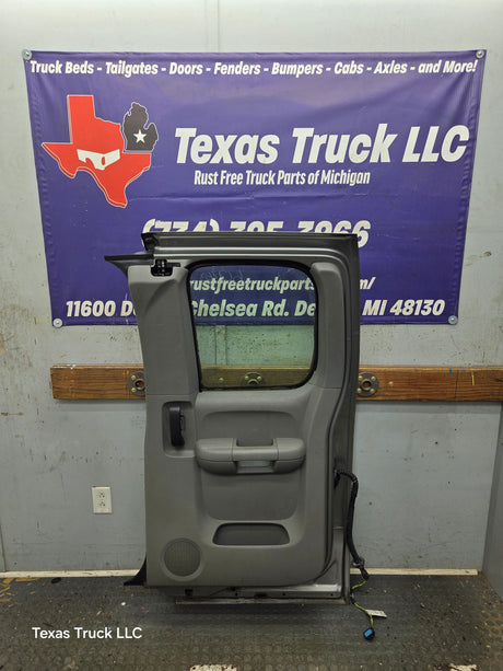 2007-2013 Chevrolet Silverado / GMC Sierra 1500 2500 3500 HD Passenger side Extended Cab RH Rear Door