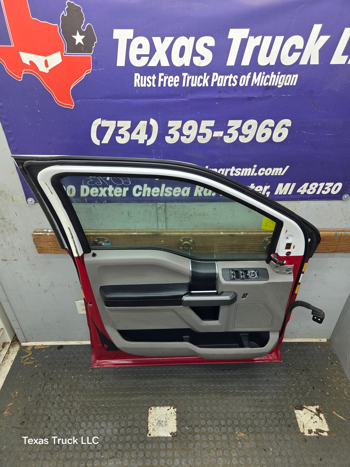 2015-2022 Ford F150 / Super Duty Driver Front Door LH F250 F350 F450 F550