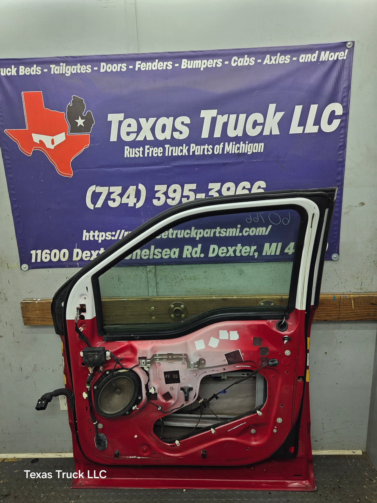 2015-2022 Ford F150 / Super Duty Passenger Side Front Door RH F250 F350 F450 F550