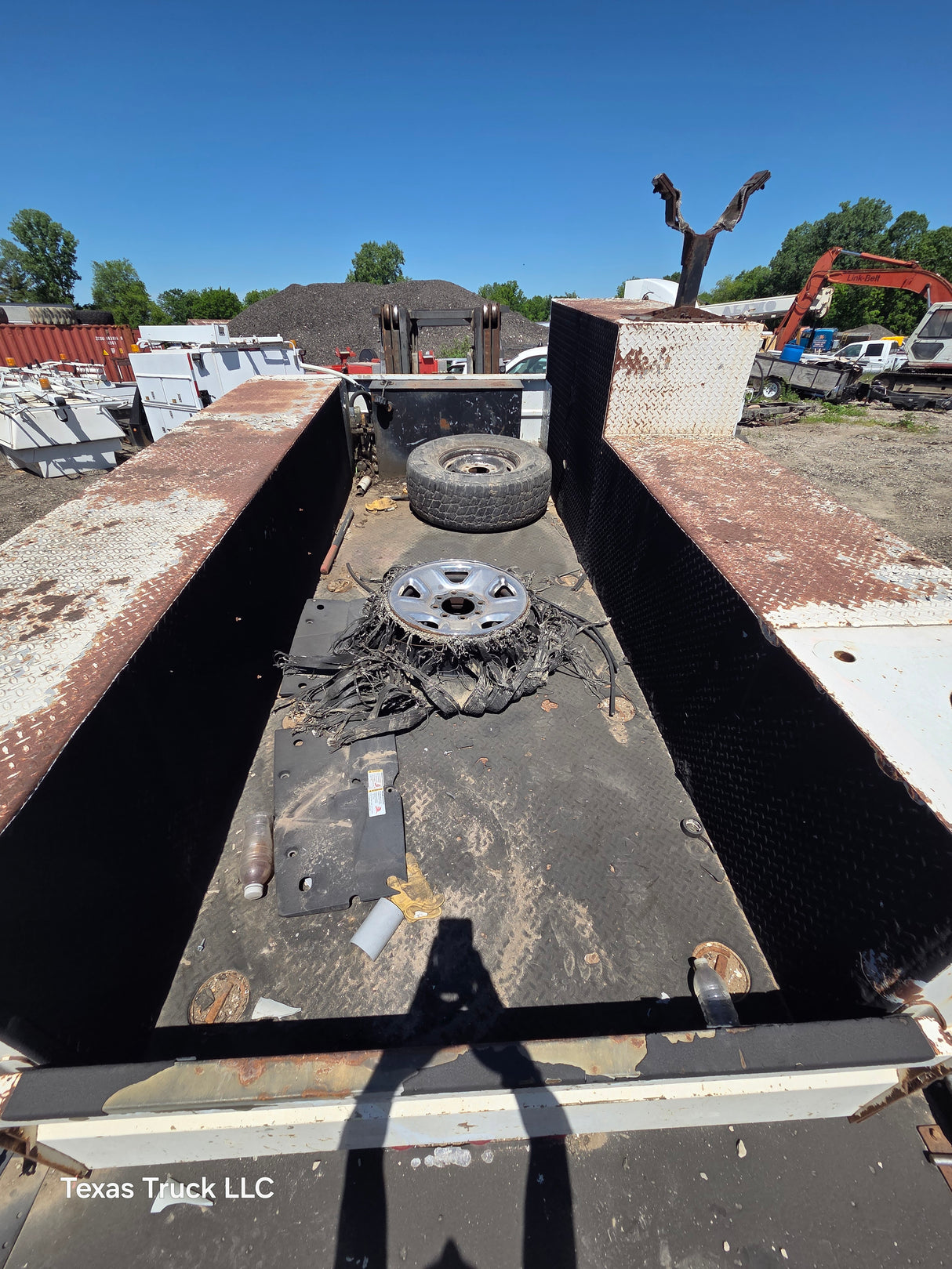 11' Steel Utility Crane Service Body For Dual Rear Wheel Utility Bed Universal
