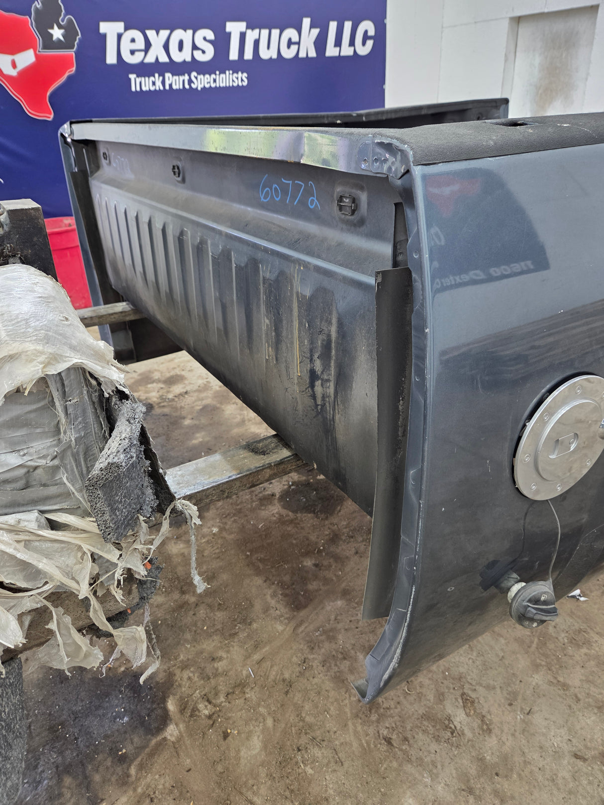 2007-2013 Chevrolet Silverado 1500 2500 3500 HD 6' 6" Short Truck