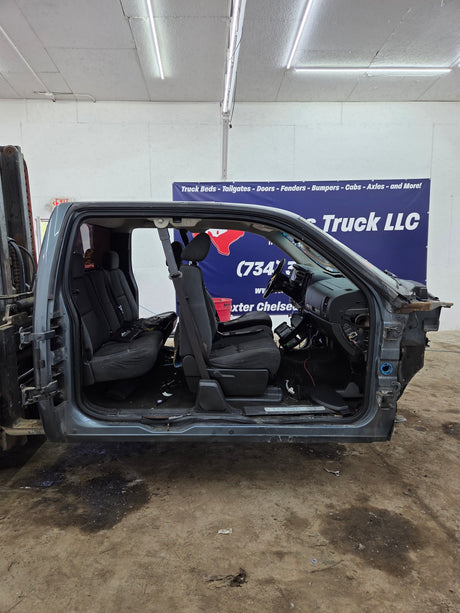 2007-2013 Chevrolet Silverado / GMC Sierra 1500 2500 3500 HD Extended Cab