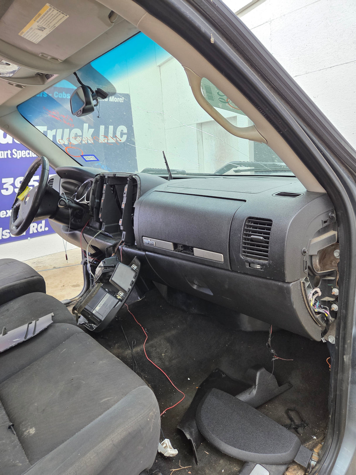 2007-2013 Chevrolet Silverado / GMC Sierra 1500 2500 3500 HD Extended Cab