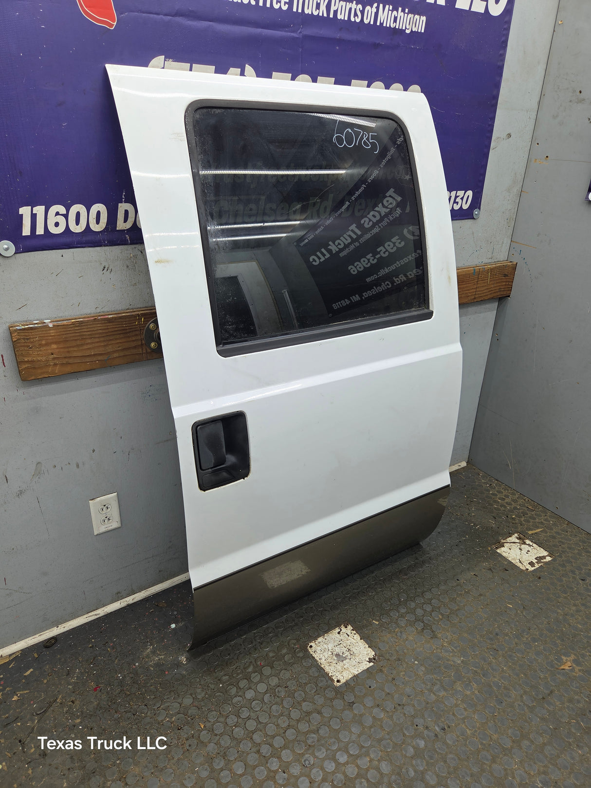 1999-2011 Ford Super Duty RH Passenger Side Rear Crew Cab Door F250 F350 F450 F550