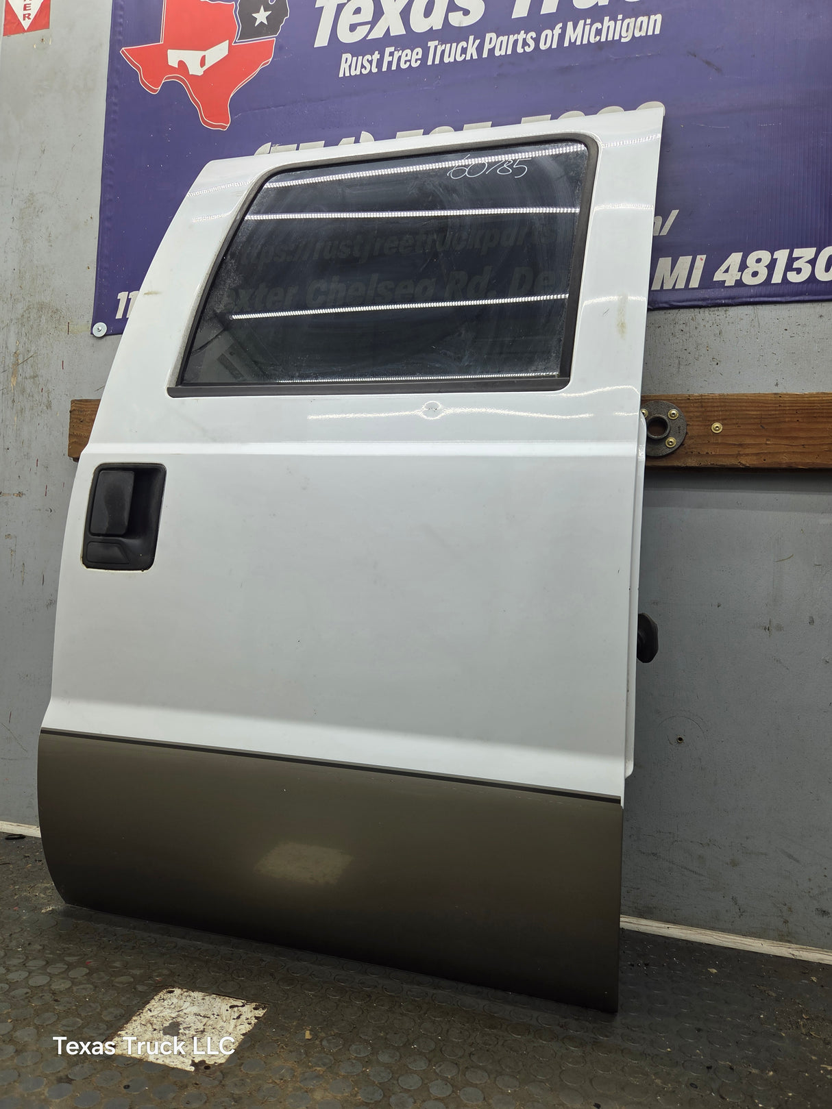 1999-2011 Ford Super Duty RH Passenger Side Rear Crew Cab Door F250 F350 F450 F550
