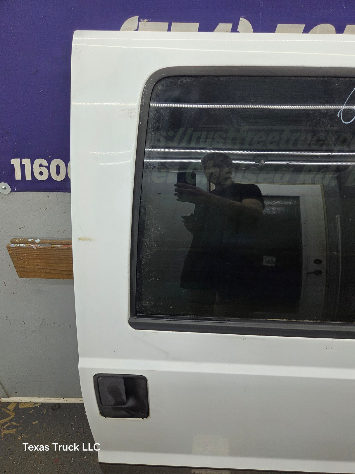 1999-2011 Ford Super Duty RH Passenger Side Rear Crew Cab Door F250 F350 F450 F550