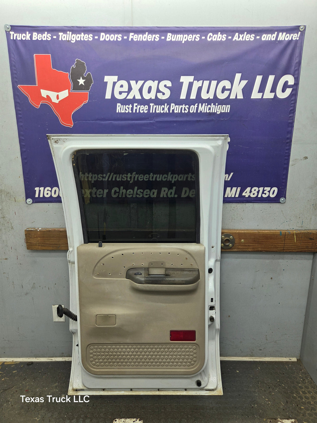 1999-2011 Ford Super Duty RH Passenger Side Rear Crew Cab Door F250 F350 F450 F550
