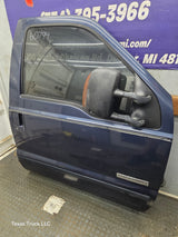 1999-2011 Ford Super Duty RH Passenger Side Front Door F250 F350 F450 F550