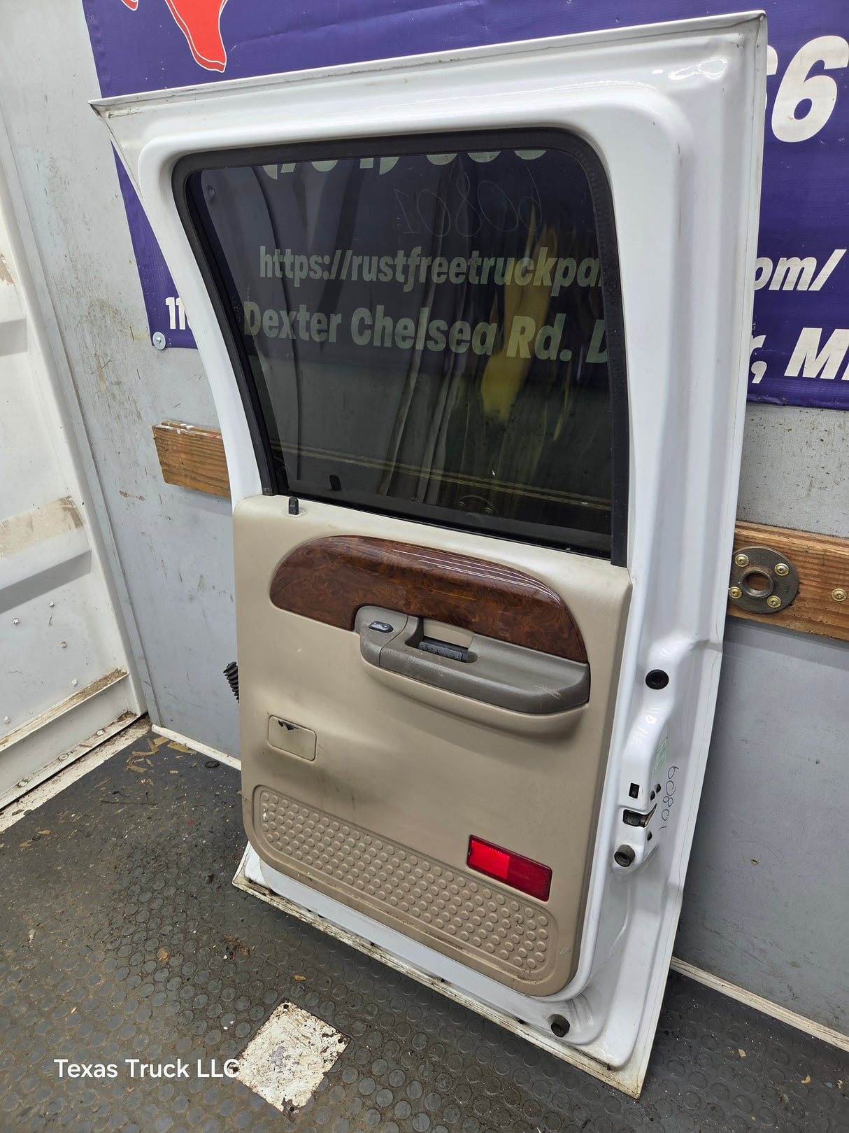1999-2011 Ford Super Duty RH Passenger Side Rear Crew Cab Door F250 F350 F450 F550