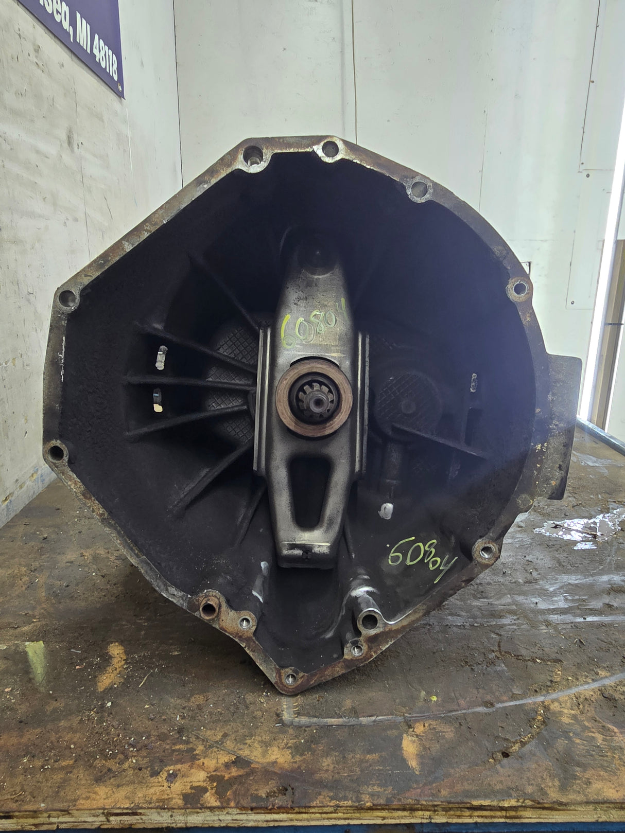 2003-2010 Ford Super Duty V10 6.8L 5.4L 4x4 ZF6 manual transmission 4wd F250 F350 F450 F550 122K MILES