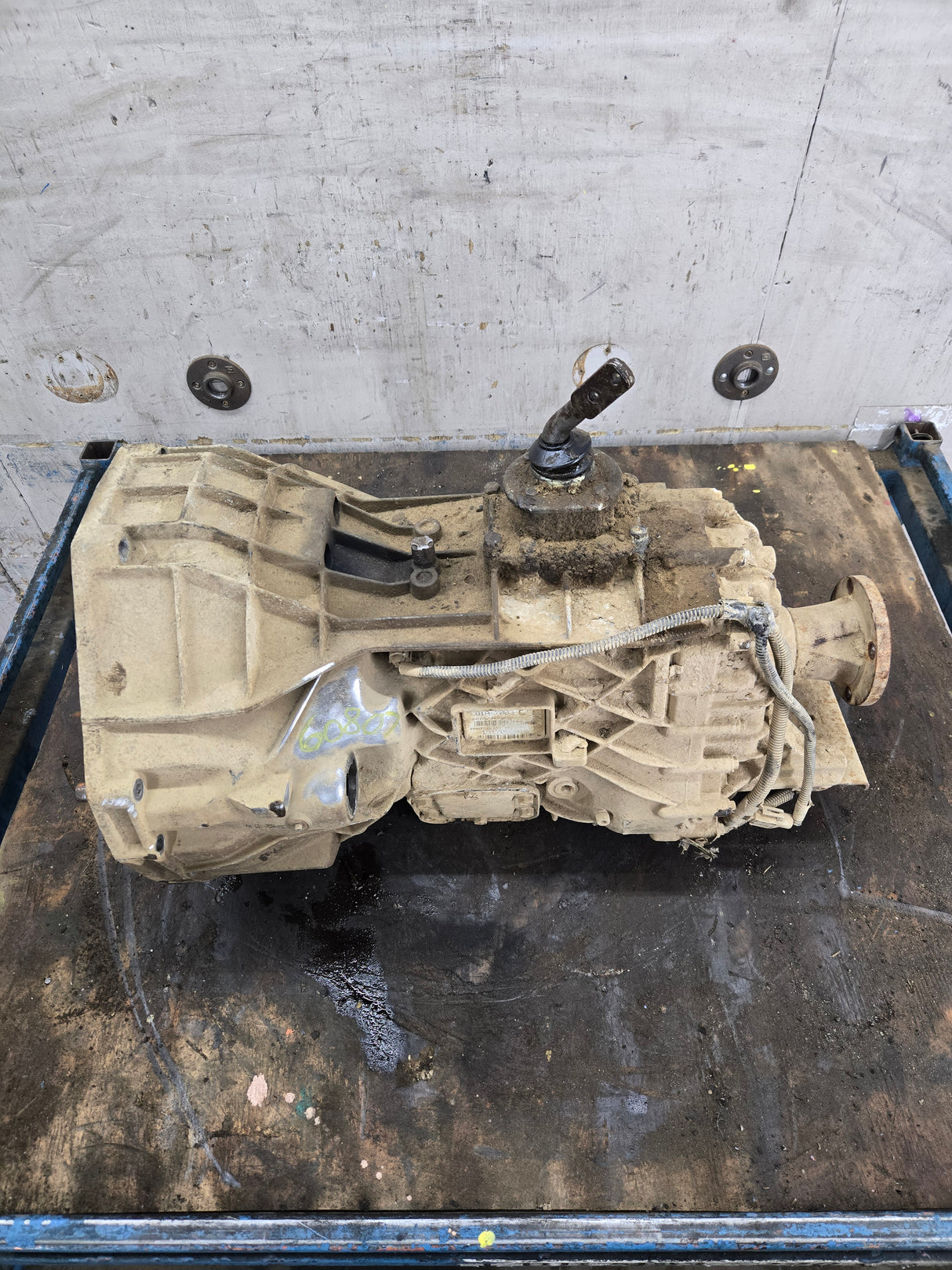 1999-2001 Ford Super Duty V10 6.8L 5.4L 4x4 ZF5 manual transmission 2wd F250 F350 F450 F550 74K MILES