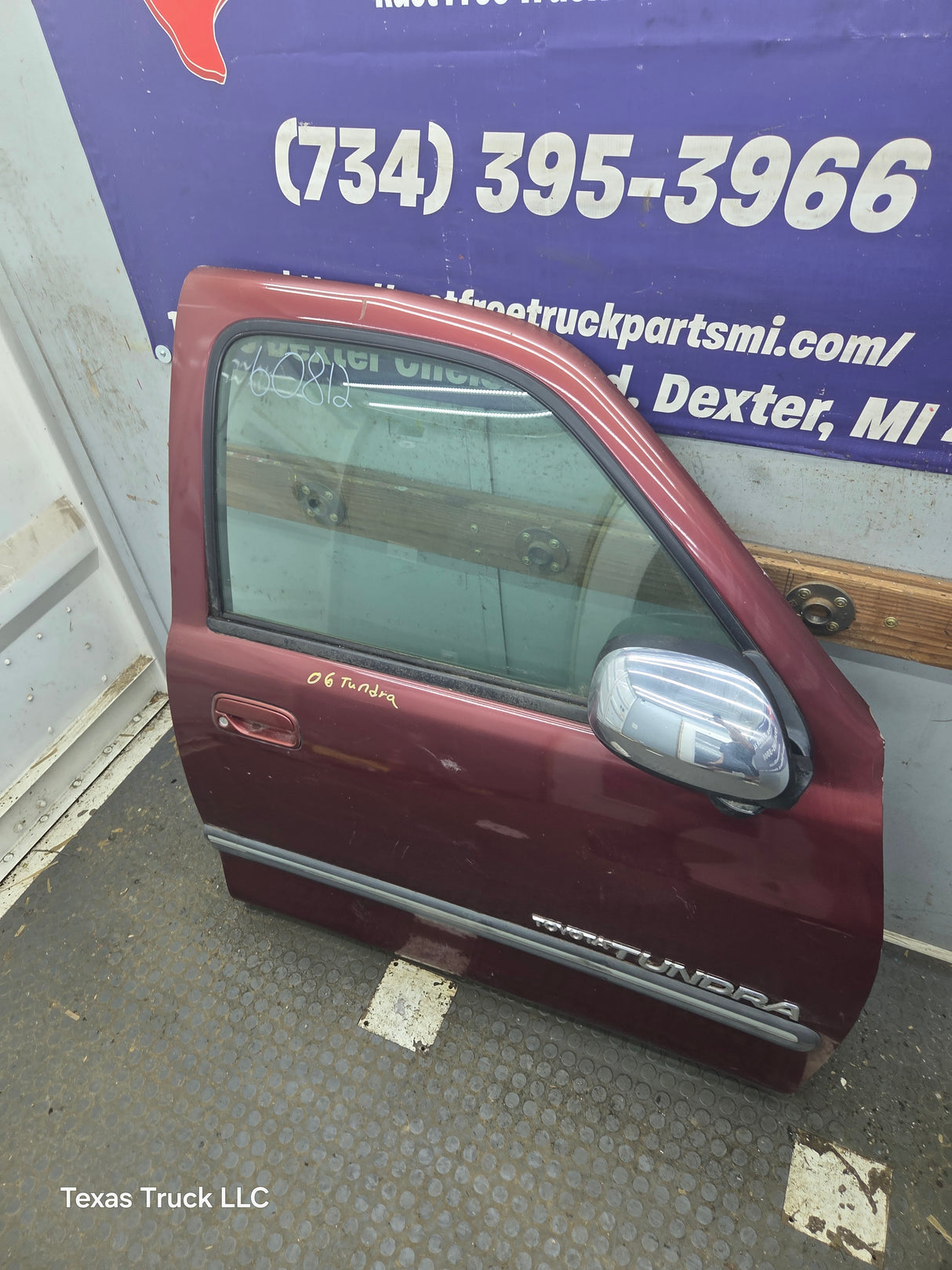 2000-2006 Toyota Tundra Front Right Hand Passenger Side 1st Gen Door