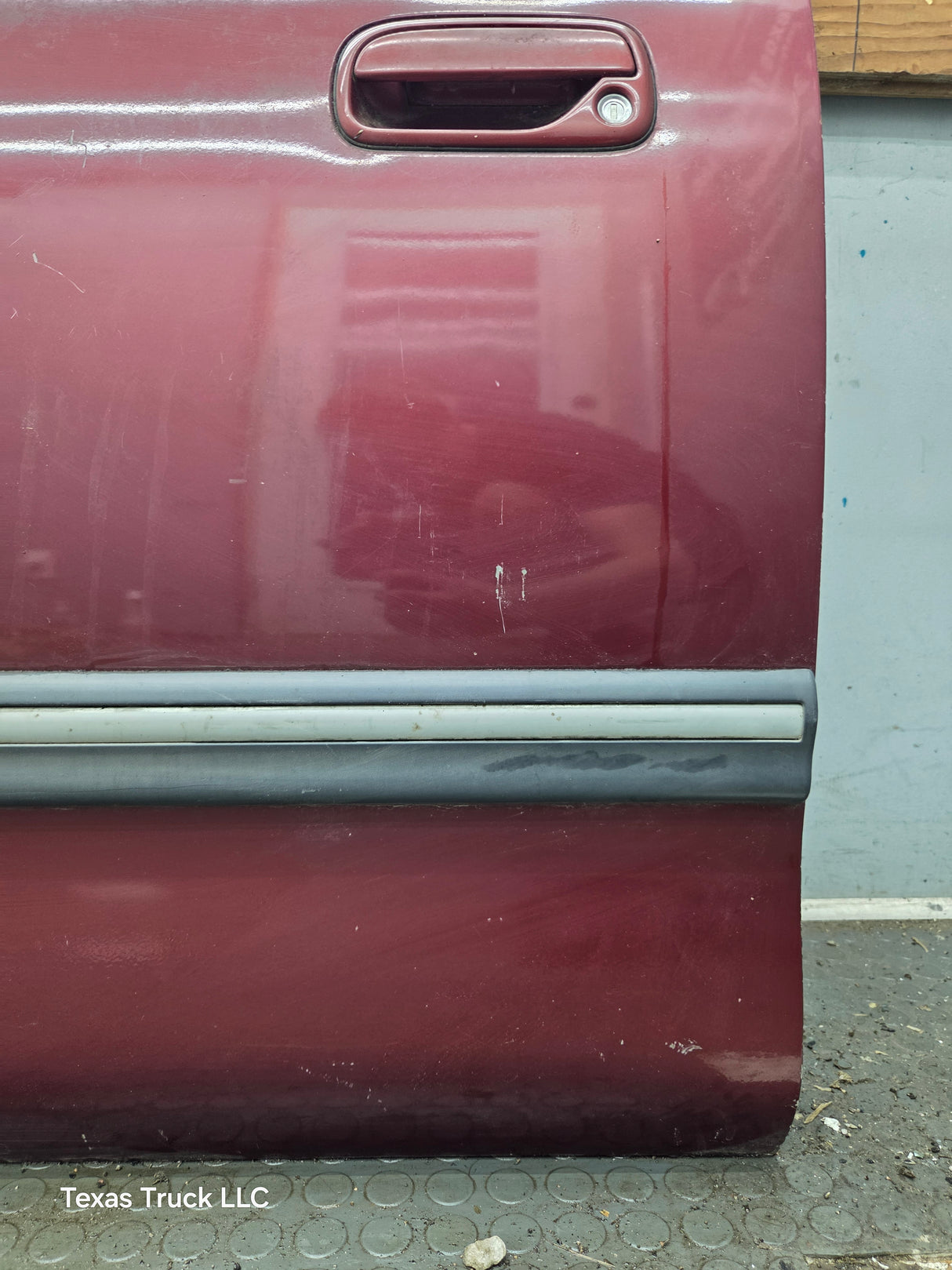 2000-2006 Toyota Tundra Front Left Hand Driver Side 1st Gen Door