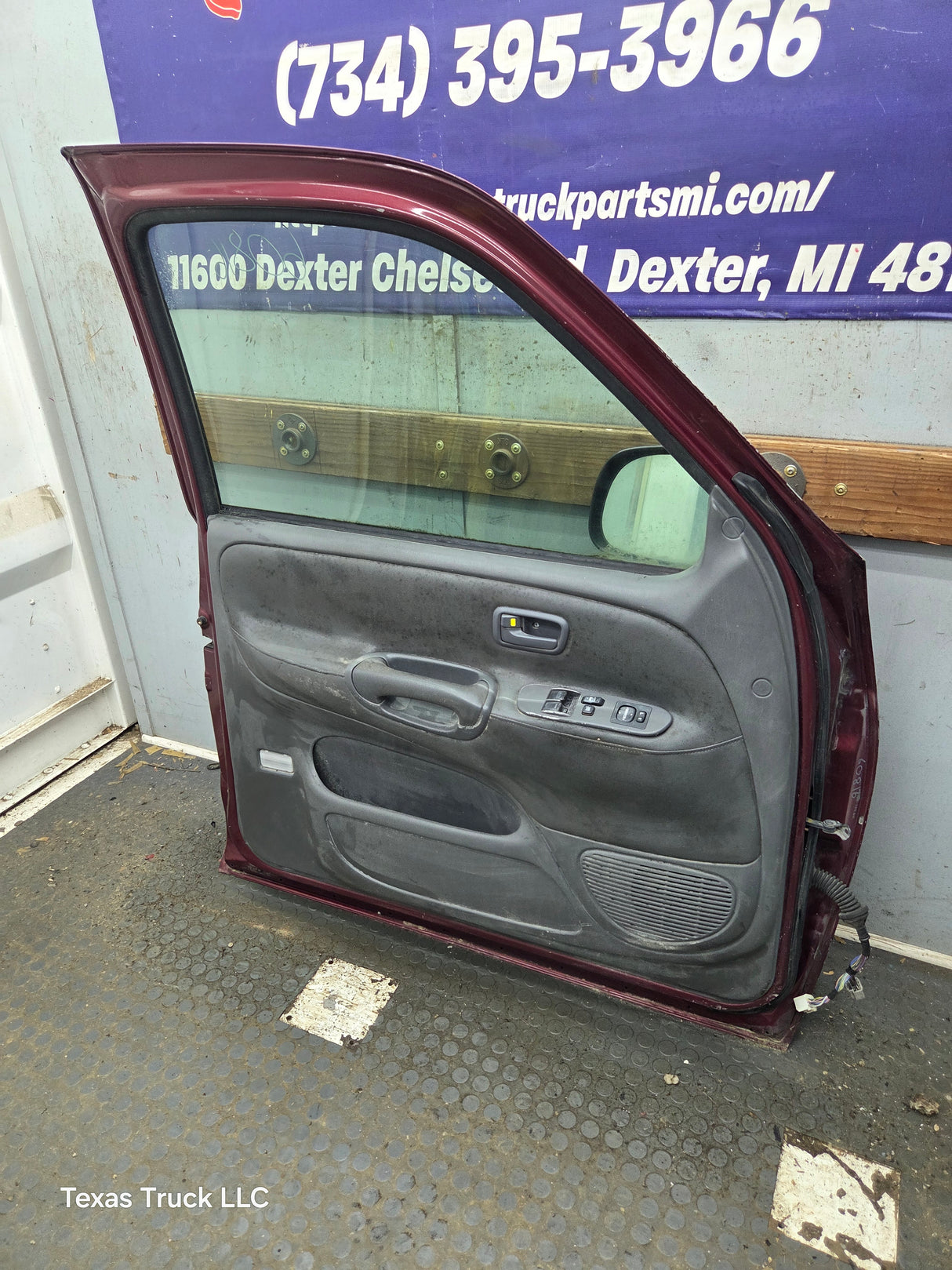 2000-2006 Toyota Tundra Front Left Hand Driver Side 1st Gen Door