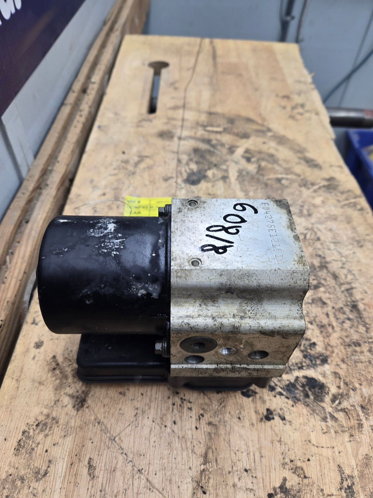 2003-2006 Chevrolet Silverado GMC ABS Pump Module Control Assembly - 13567146
