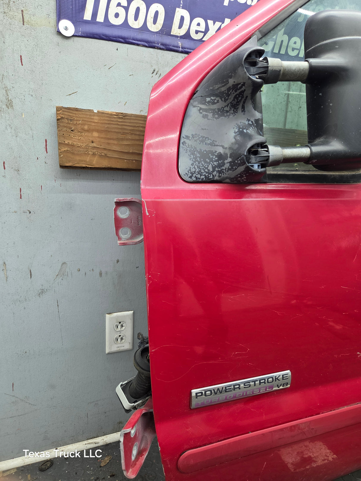 1999-2011 Ford Super Duty LH Driver Side Front Door F250 F350 F450 F550