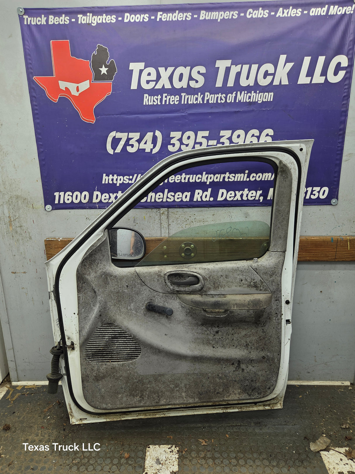 1997-2003 Ford F150 Extended / Regular Cab Passenger Side RH Front Door