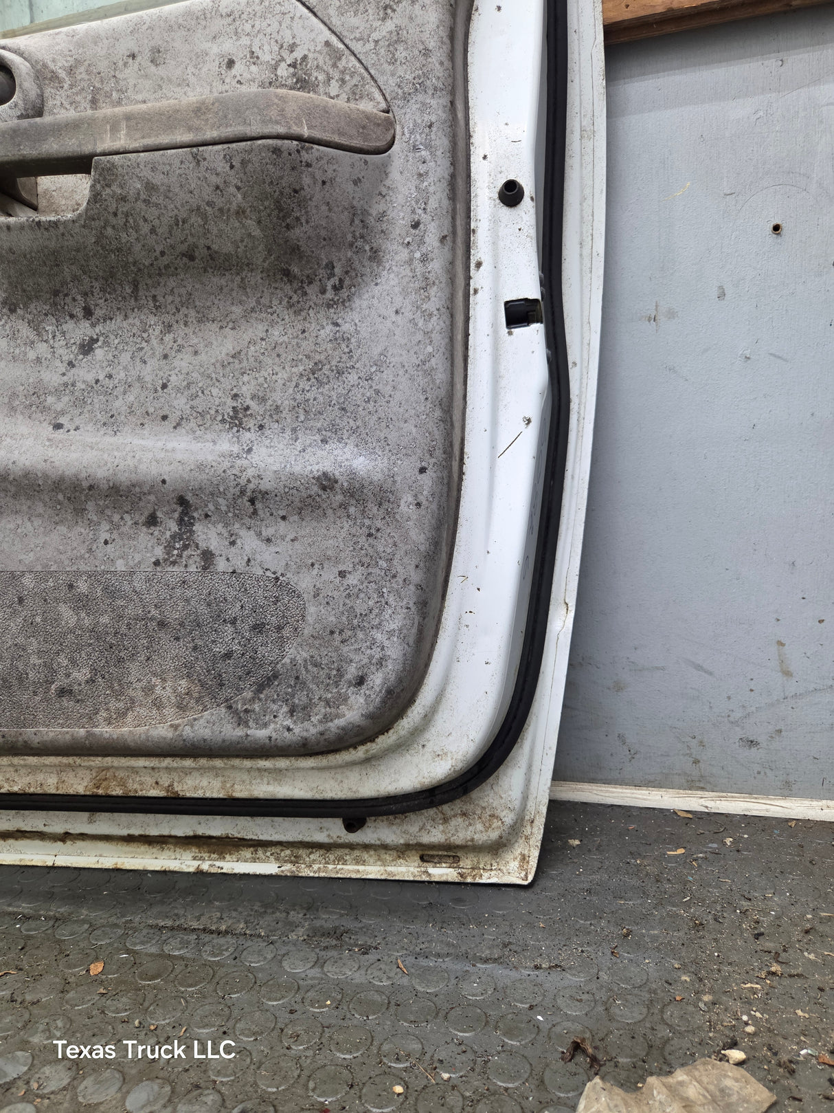 1997-2003 Ford F150 Extended / Regular Cab Passenger Side RH Front Door