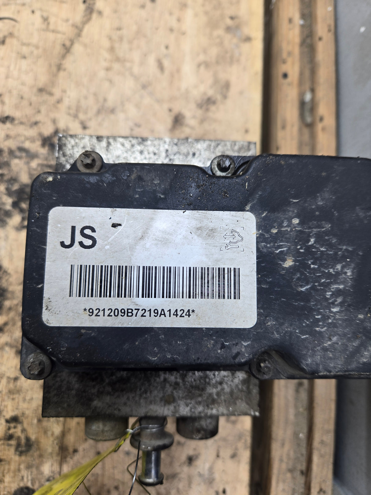 2008 Chevrolet Silverado 1500 4.3L ABS Pump Module - 0265800571