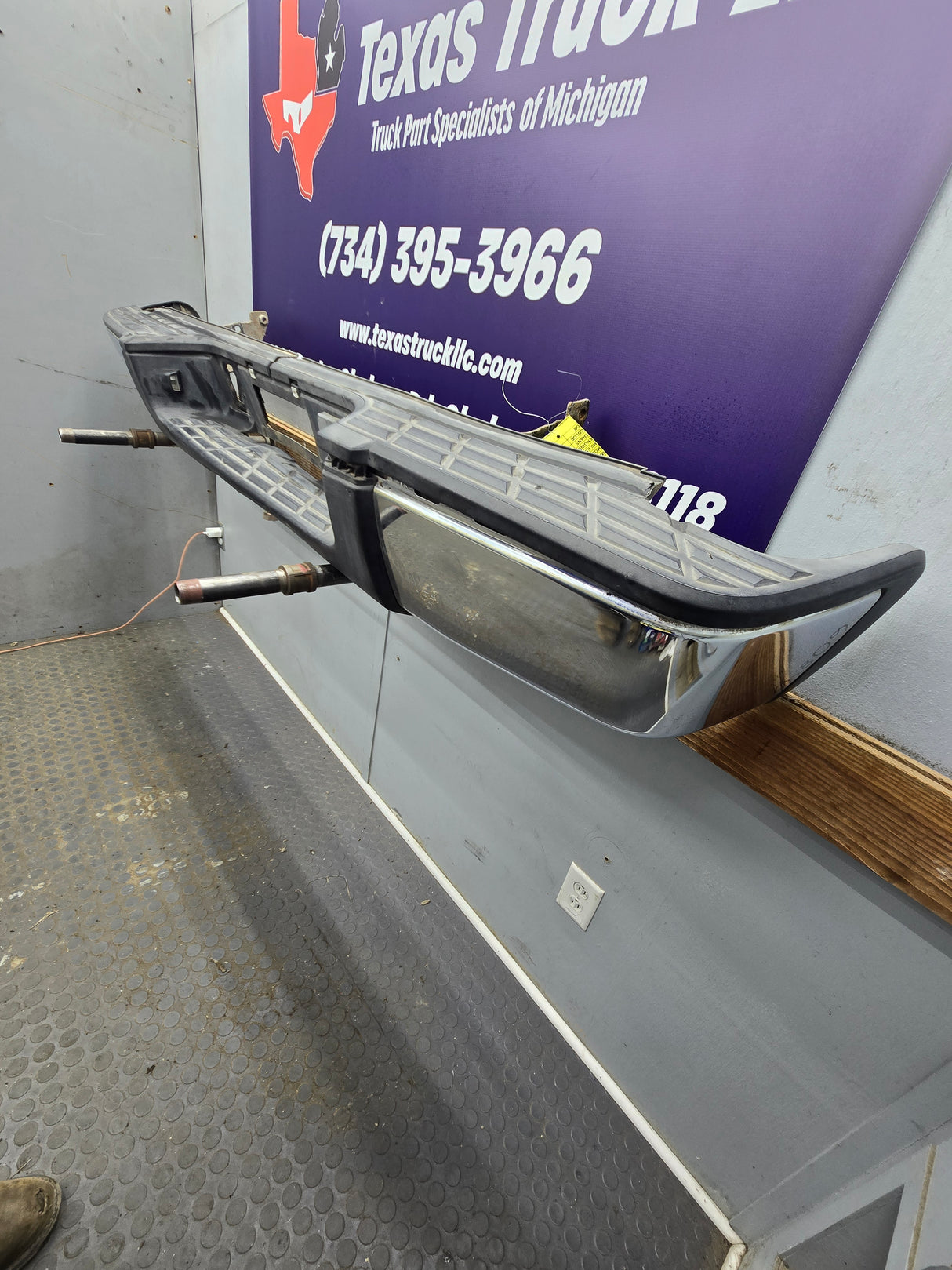 2007-2010 Chevrolet Silverado / GMC Sierra 1500 Rear Bumper