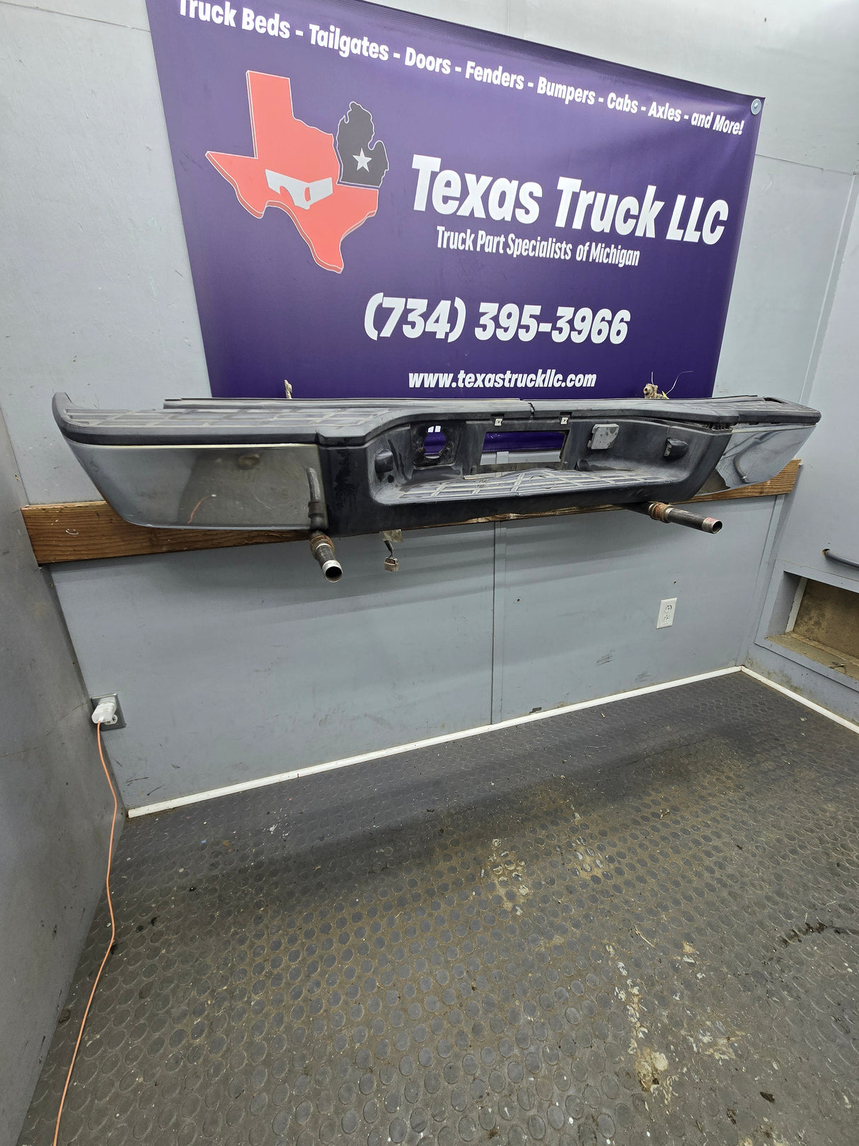 2007-2010 Chevrolet Silverado / GMC Sierra 1500 Rear Bumper